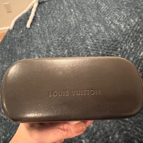 Louis Vuitton Veronica sunglasses